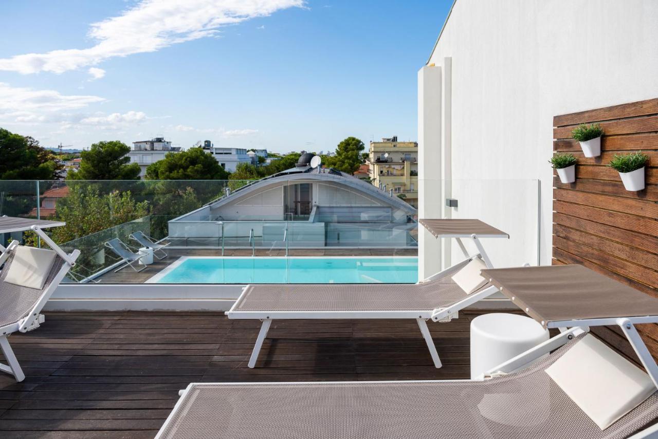 Dan Hotel Riccione Exterior foto